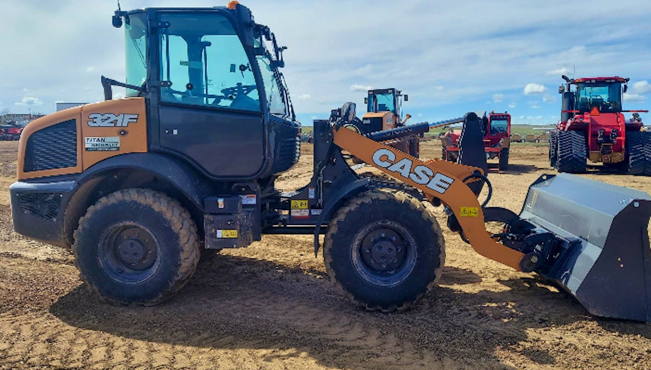 Case 321F V2 HS T4
