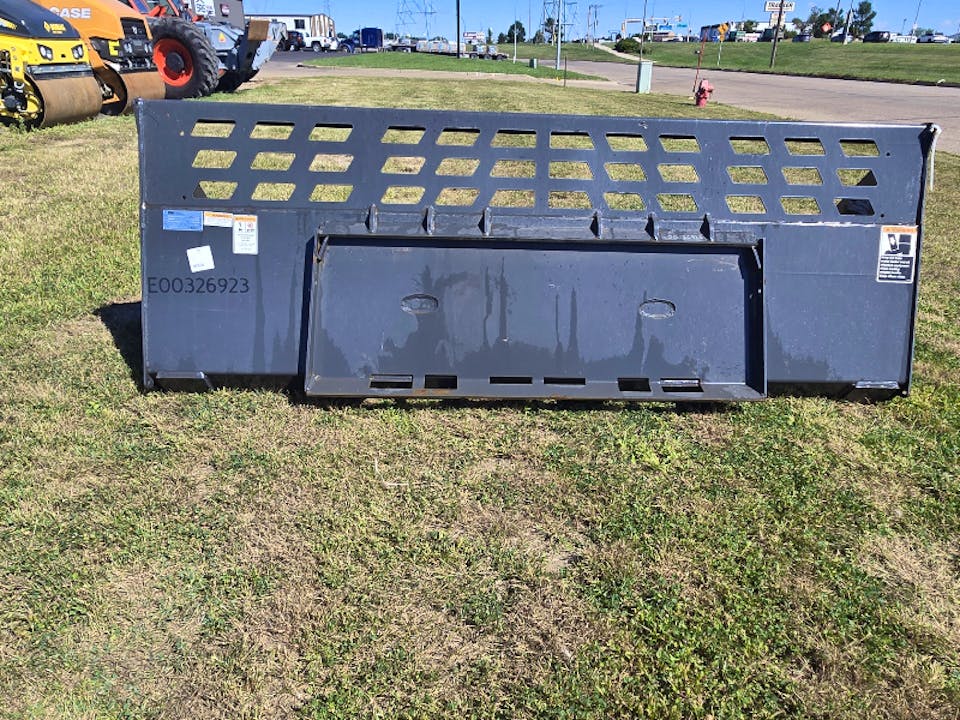 Case 84' SNOW BUCKET