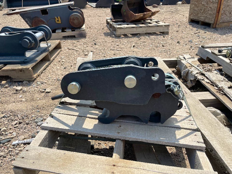 Case COUPLER