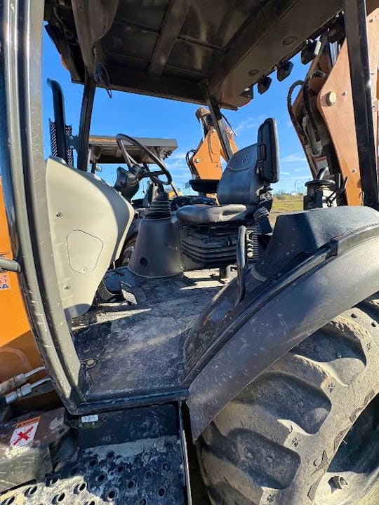 Case 580SN