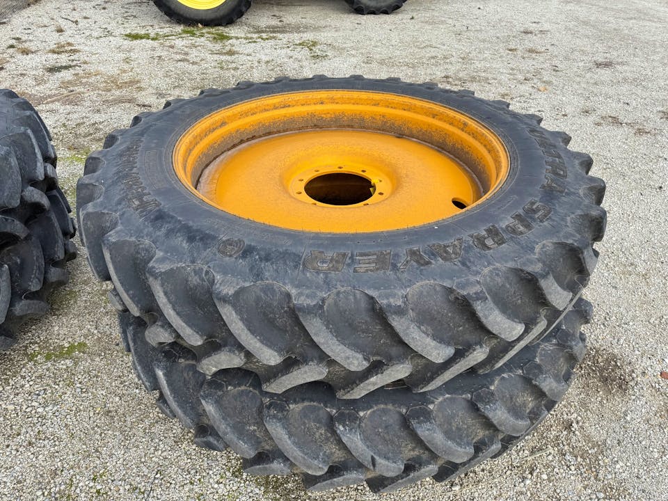 Firestone VF380/105R50