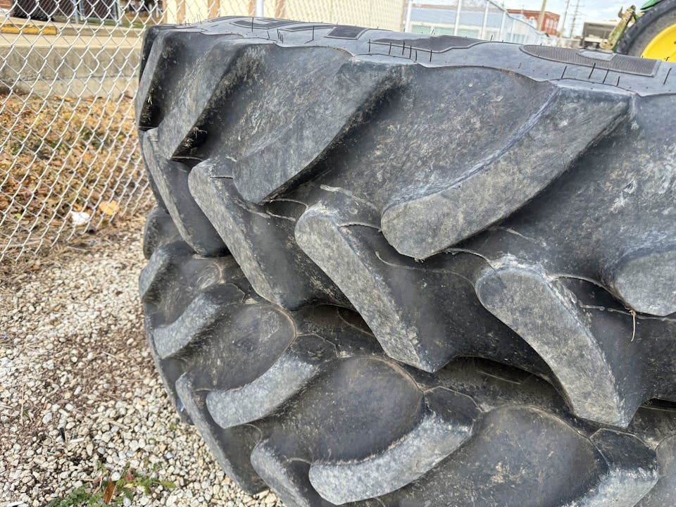 Firestone VF380/105R50