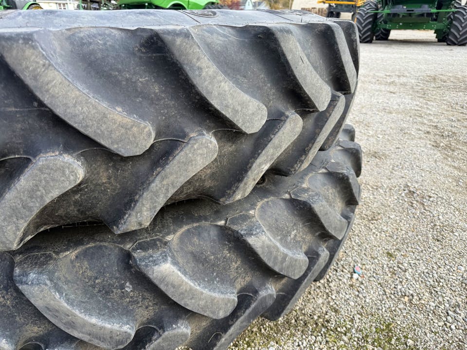 Firestone VF380/105R50