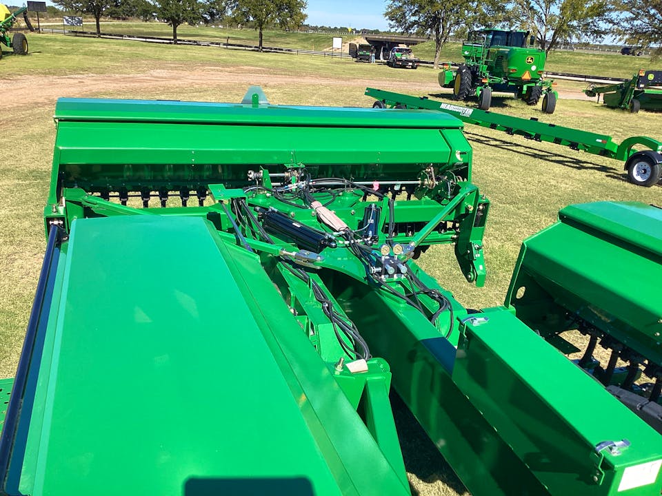 Great Plains BD7600HD