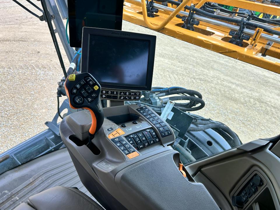 Hagie STS12