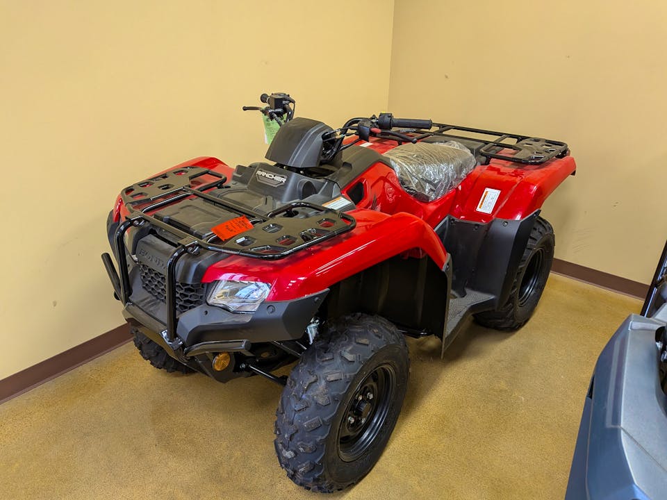 Honda TRX420TM1R - RED