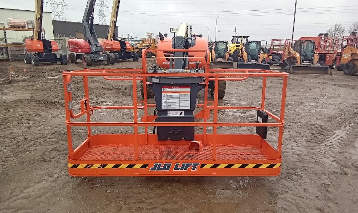 JLG INDUSTRIES 600AJ
