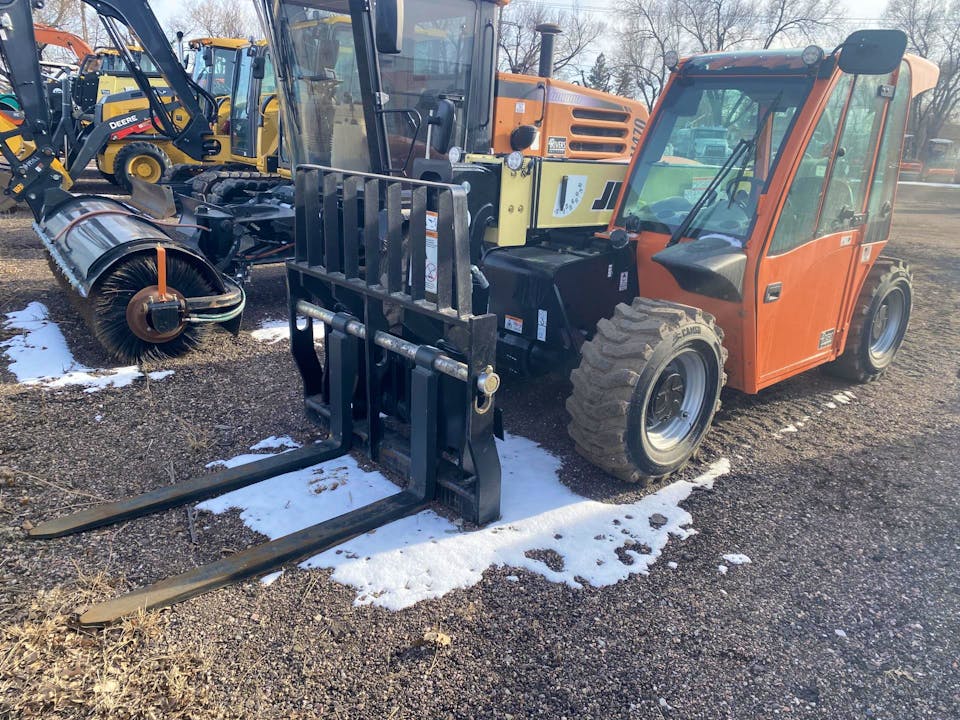 JLG G5-18A