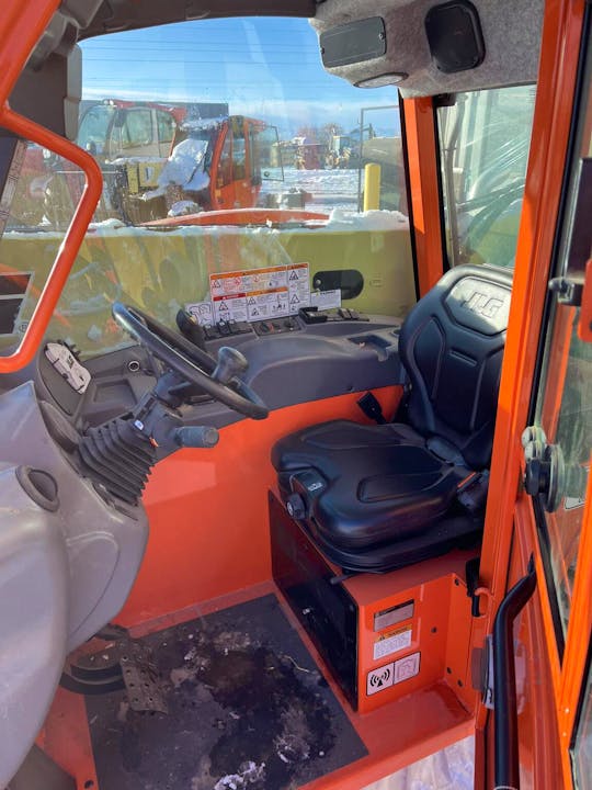 JLG G5-18A