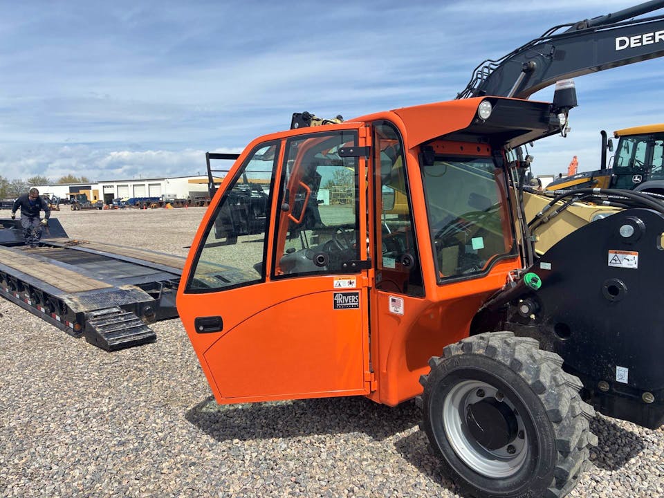 JLG G5-18A