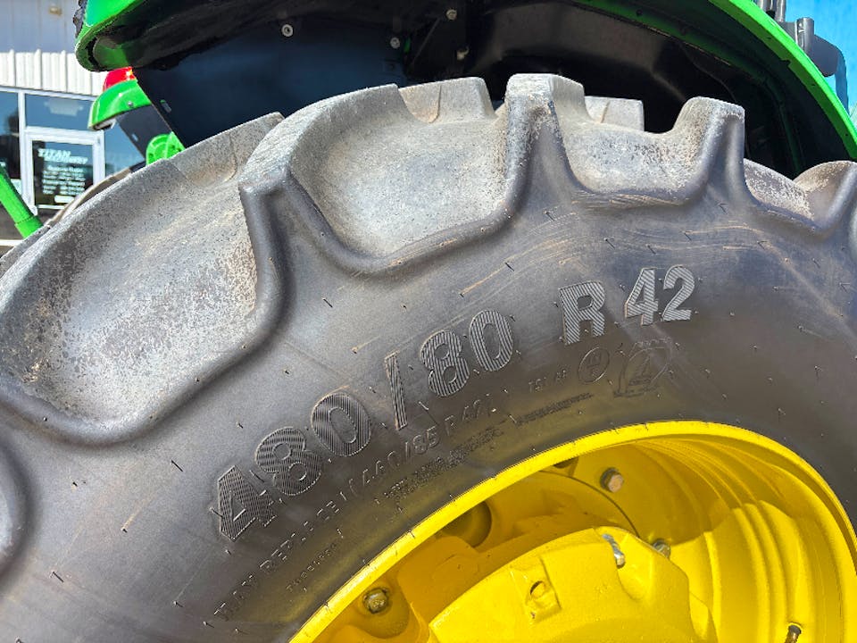 John Deere 6145M