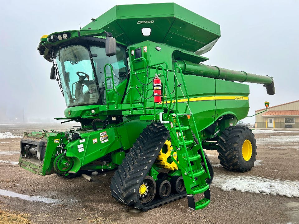 John Deere S780