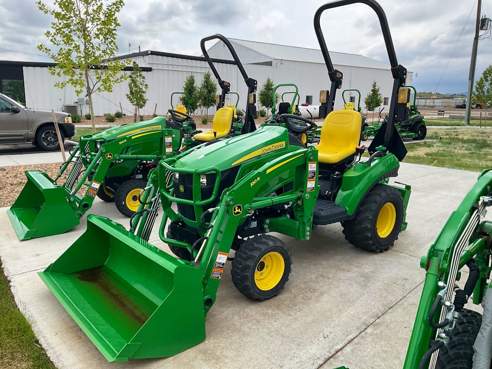 John Deere 1023E