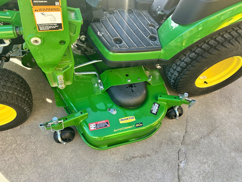 John Deere 1025R