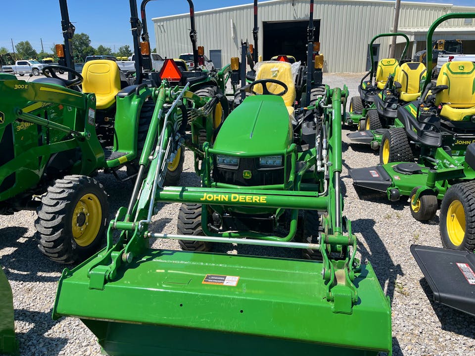 John Deere 1025R