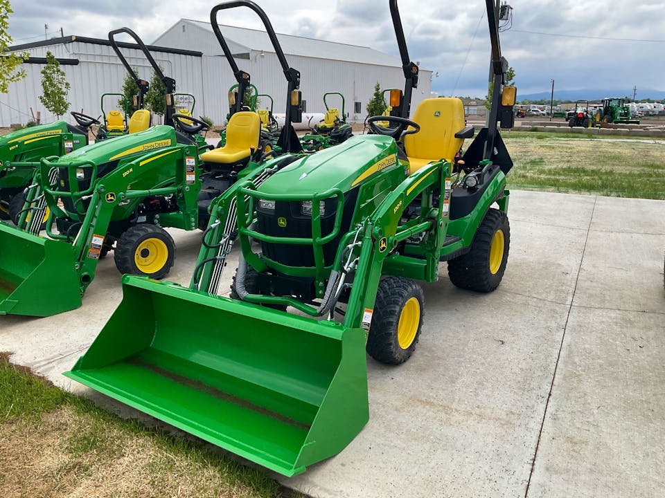 John Deere 1025R