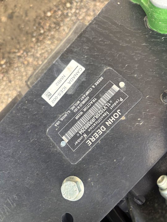John Deere 1025R