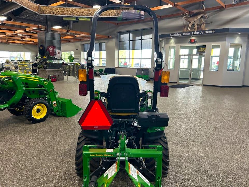 John Deere 1025R
