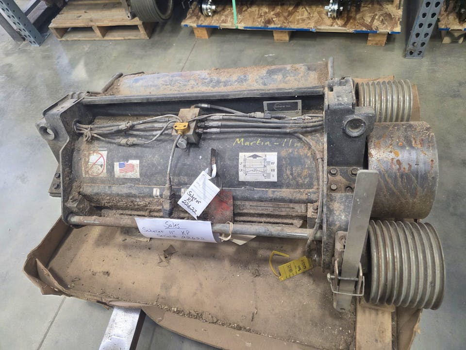 John Deere 11" XSTREAM