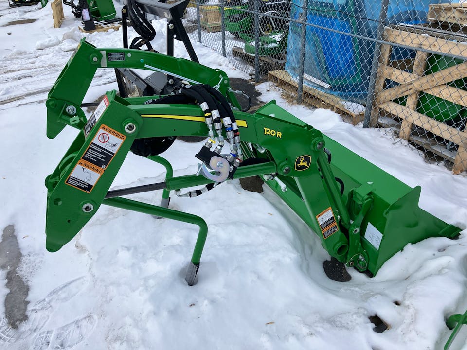 John Deere 120R