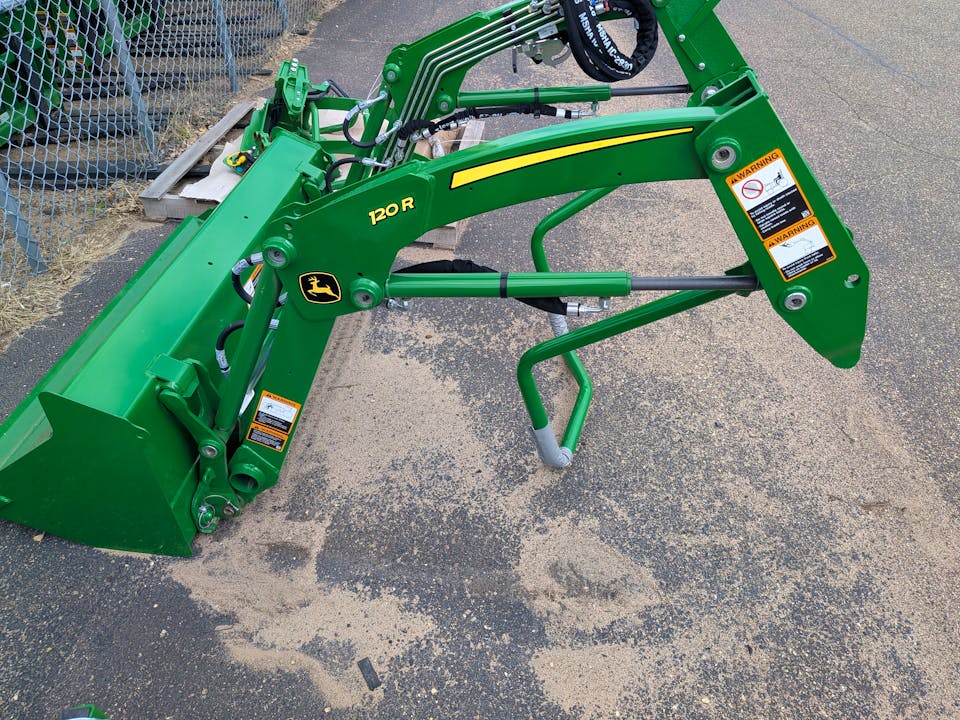 John Deere 120R