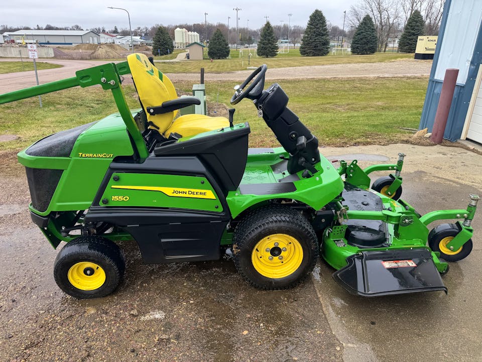 John Deere 1550