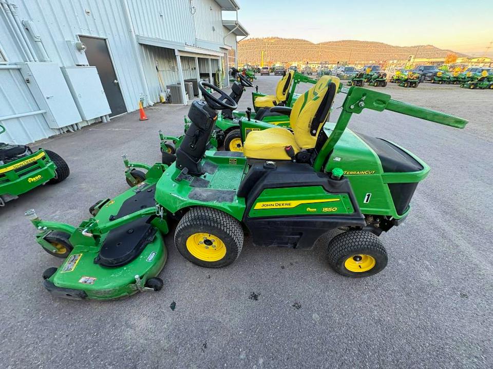 John Deere 1550