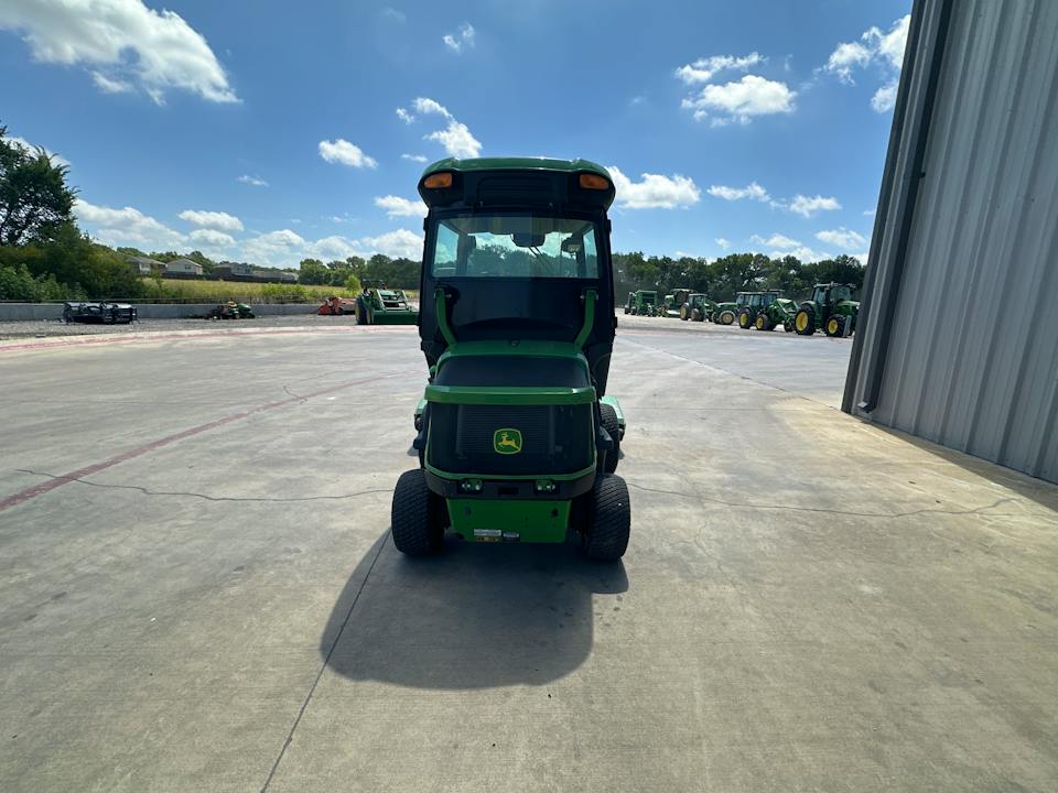 John Deere 1575