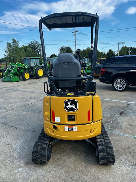 John Deere 17 P
