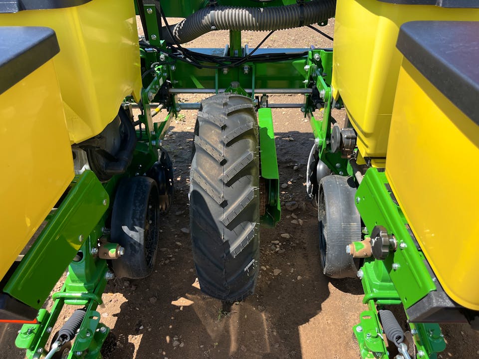 John Deere 1725