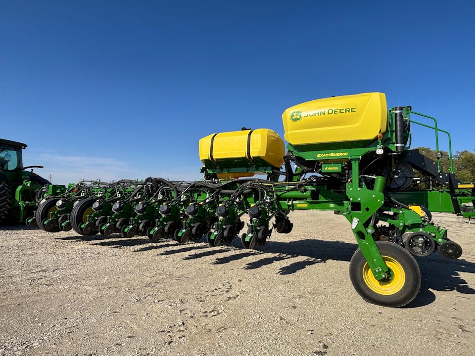 John Deere 1775NT