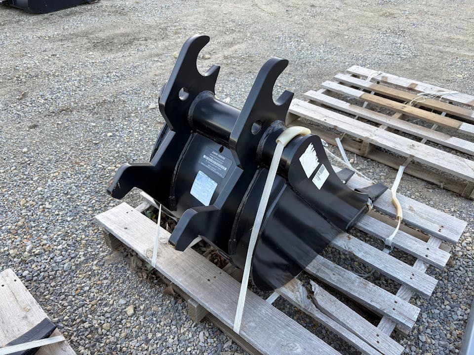 John Deere 18” HD BYT10998