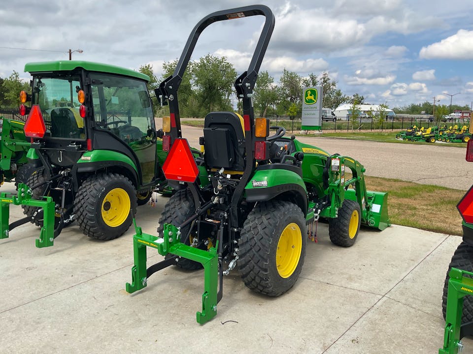 John Deere 2025R