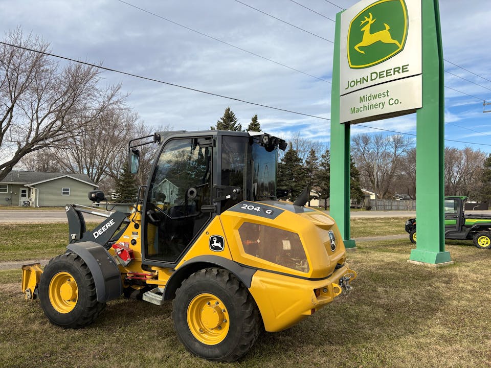 John Deere 204 G