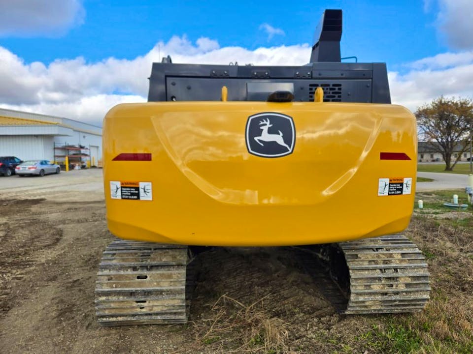 John Deere 210P