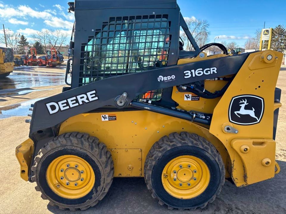John Deere 316GR