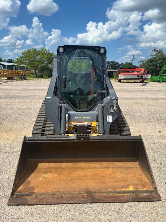 John Deere 317G