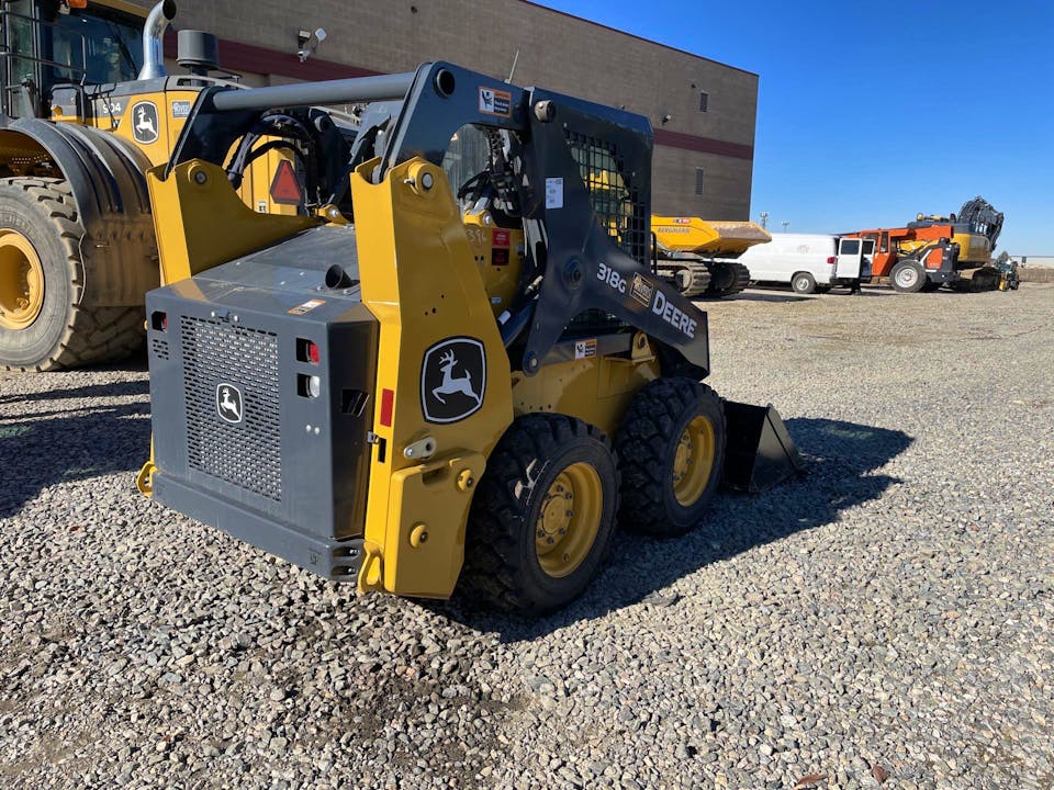 John Deere 318G