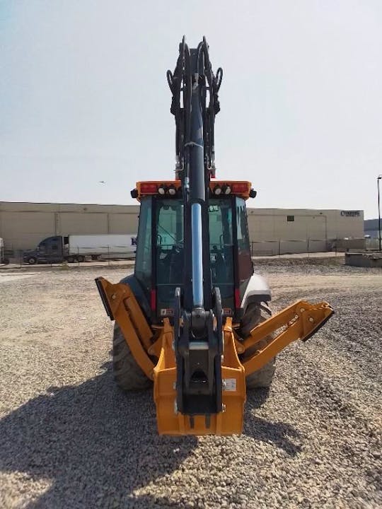 John Deere 320P