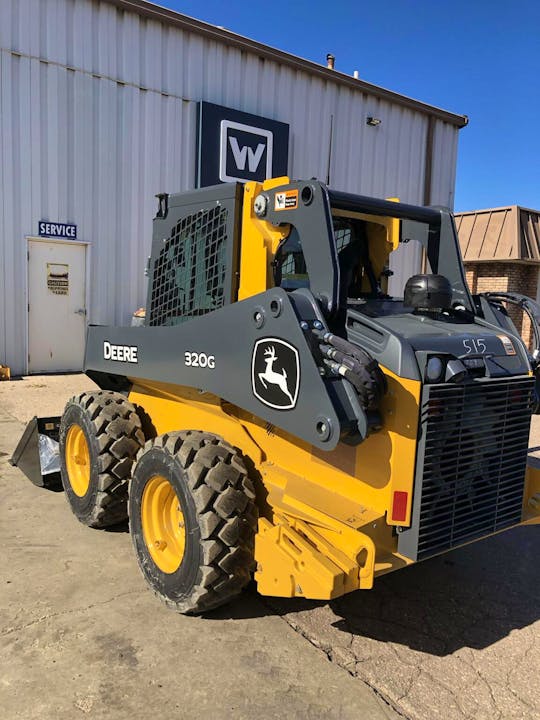 John Deere 320G