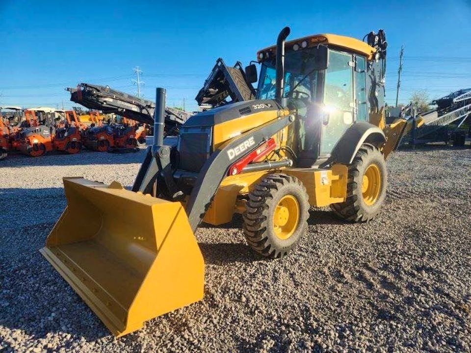 John Deere 320P