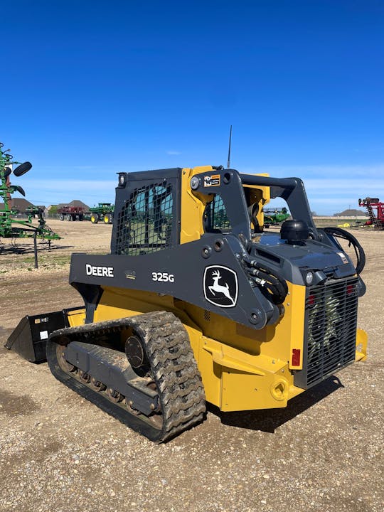 John Deere 325G