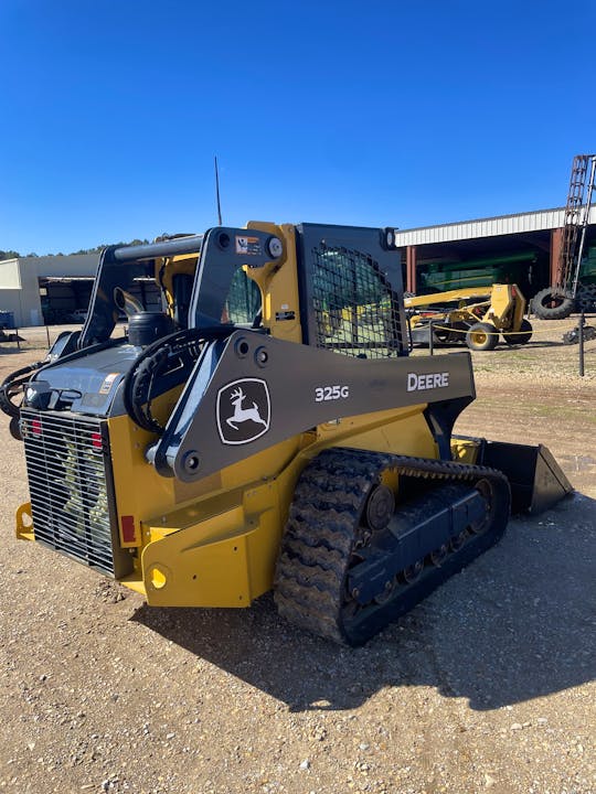 John Deere 325G