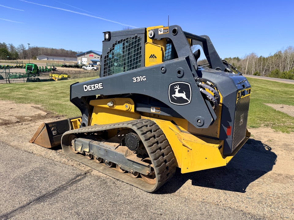 John Deere 331G