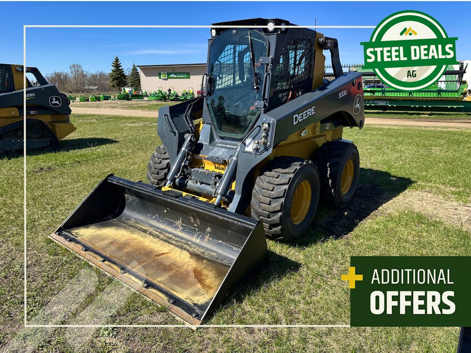 John Deere 332G