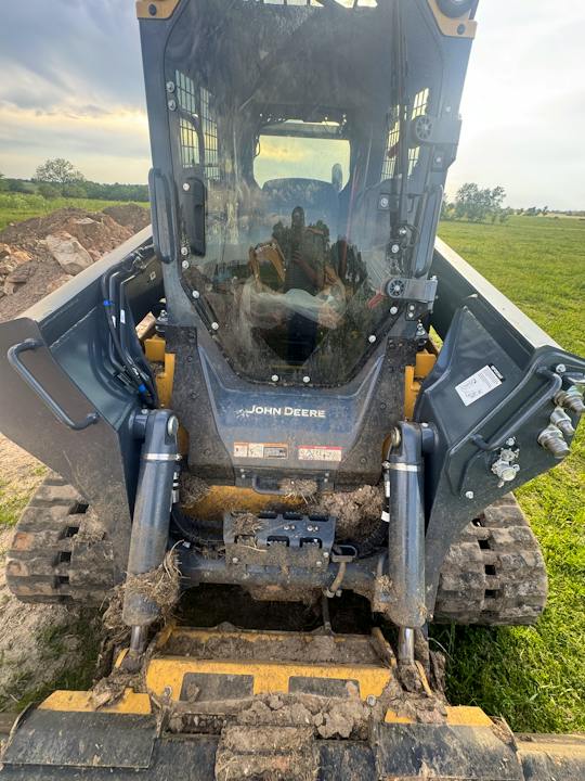 John Deere 333 P