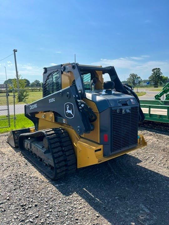 John Deere 333G