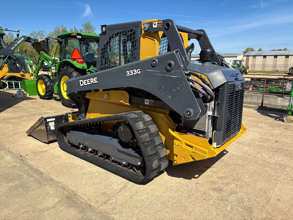 John Deere 333G