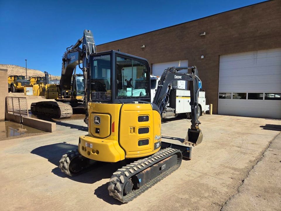 John Deere 35P