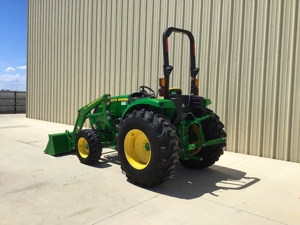 John Deere 4044M